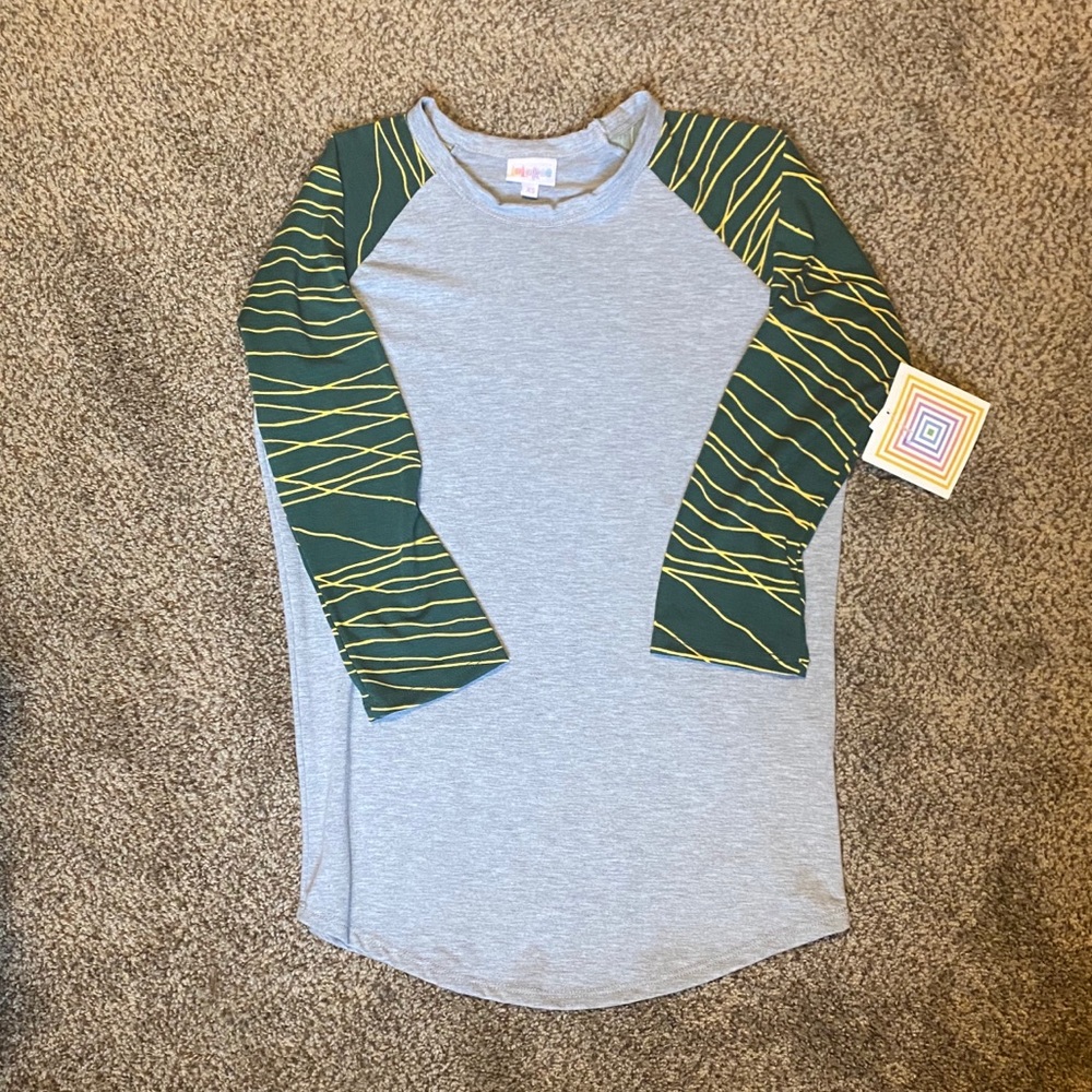 NWT Lularoe Randy Baseball Tee
